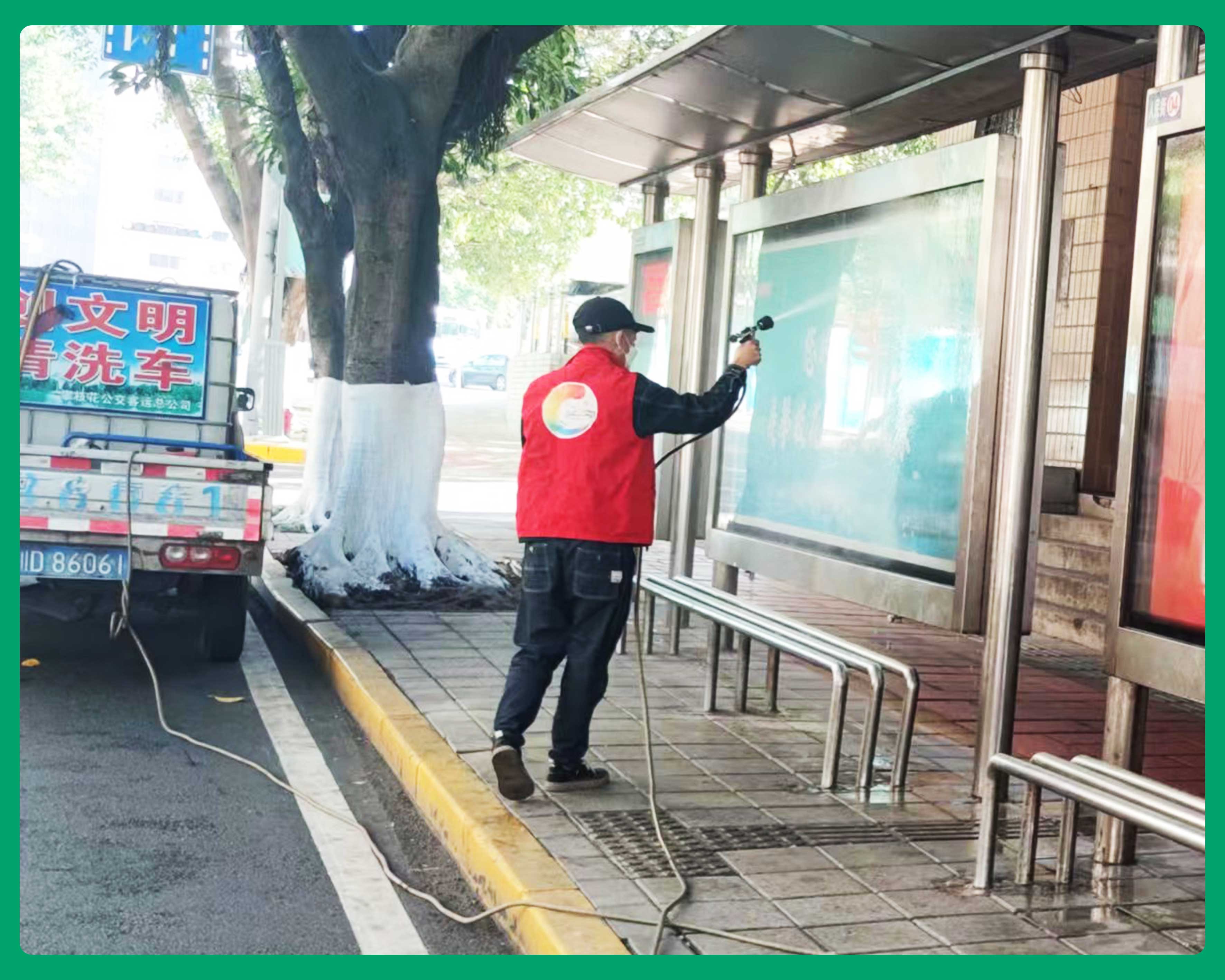 創(chuàng)建全國(guó)文明城市，公交廣告在行動(dòng)